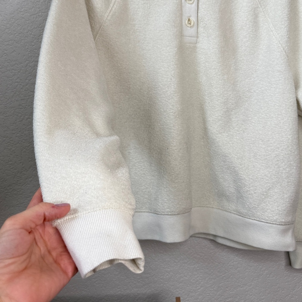 Universal Thread Crewneck Henley Sweater Fuzzy Cream size Medium - Picture 7 of 11